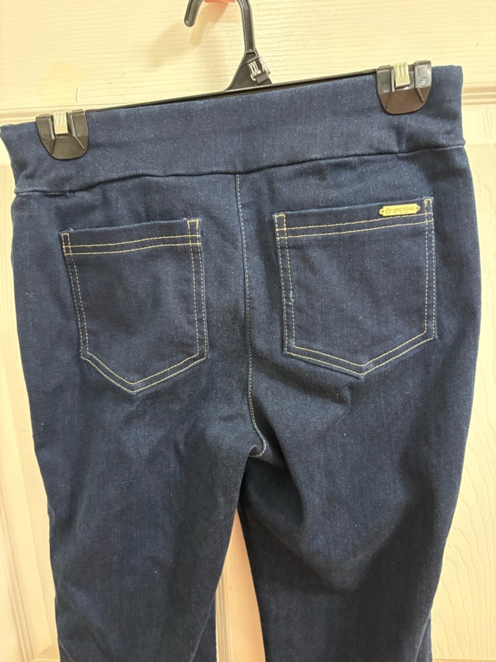 Spartina 449 dark wash jeggings like new, four pockets, straight legs - Picture 4 of 7